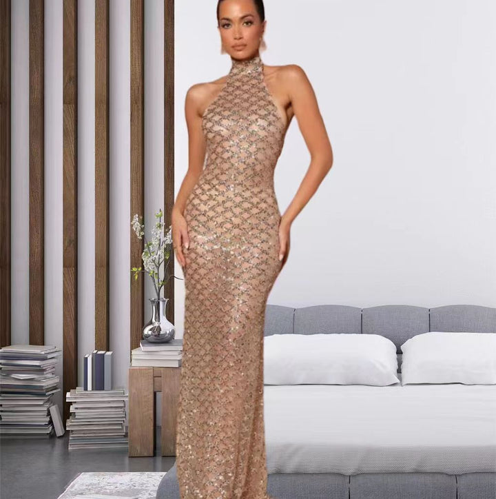 Kvinnenes elegante kveldsdrakt i bodycon-stil med glitrende paljetter