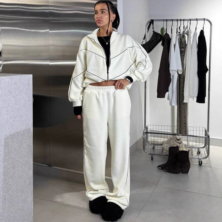 Kvinnes elegant fritid loungewear sett med lange ermer og glidelås Skjora