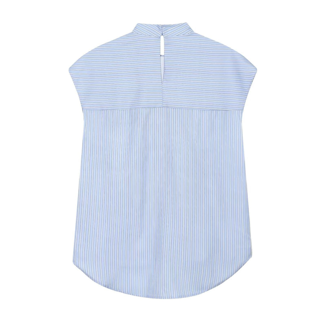 Damebluse med moderne snitt og unikt knytekrål Skjora