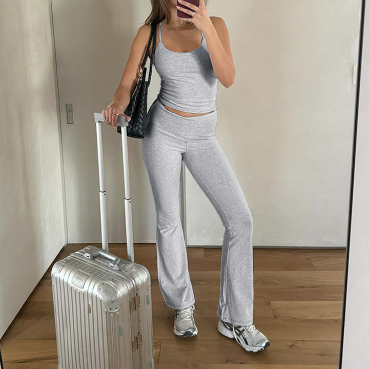 Women's relaxed jumpsuit with a fitted top and wide legs Skjora