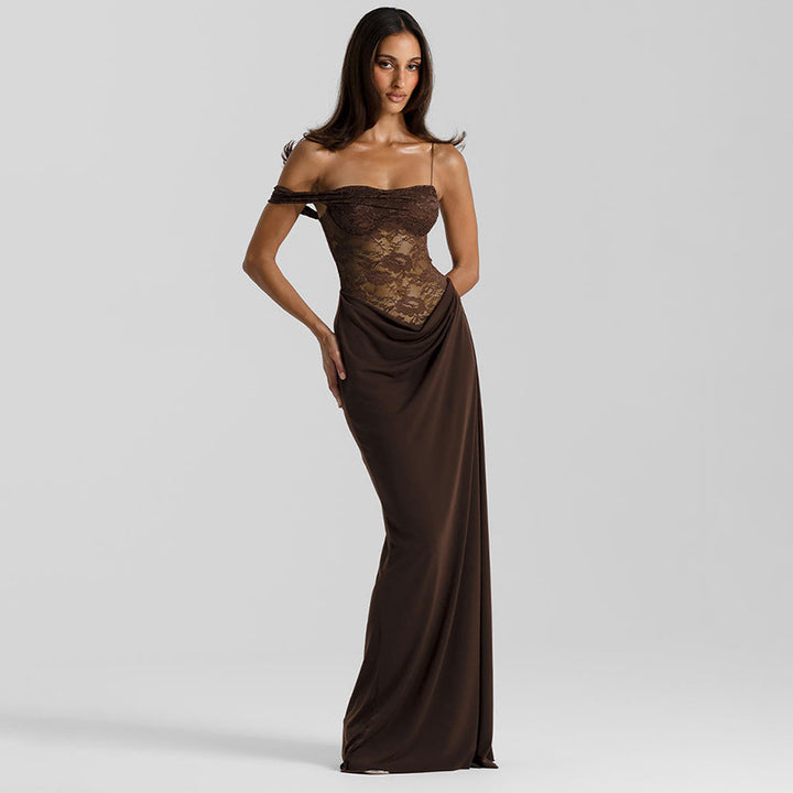 Dame Off-Shoulder Aftenkjole med raffinert spissapplikasjoner og flytende materiale Skjora