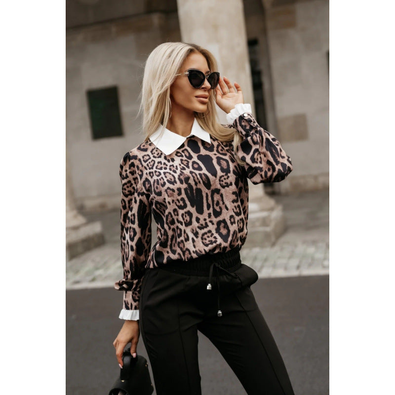 Kvinnebluse med leopardmønster og moteriktig krage Skjora