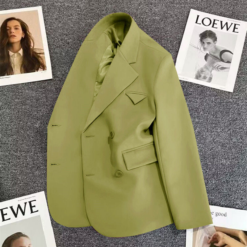 Damer elegant, tettsittende dobbelspent blazer med kreativ snitt Skjora