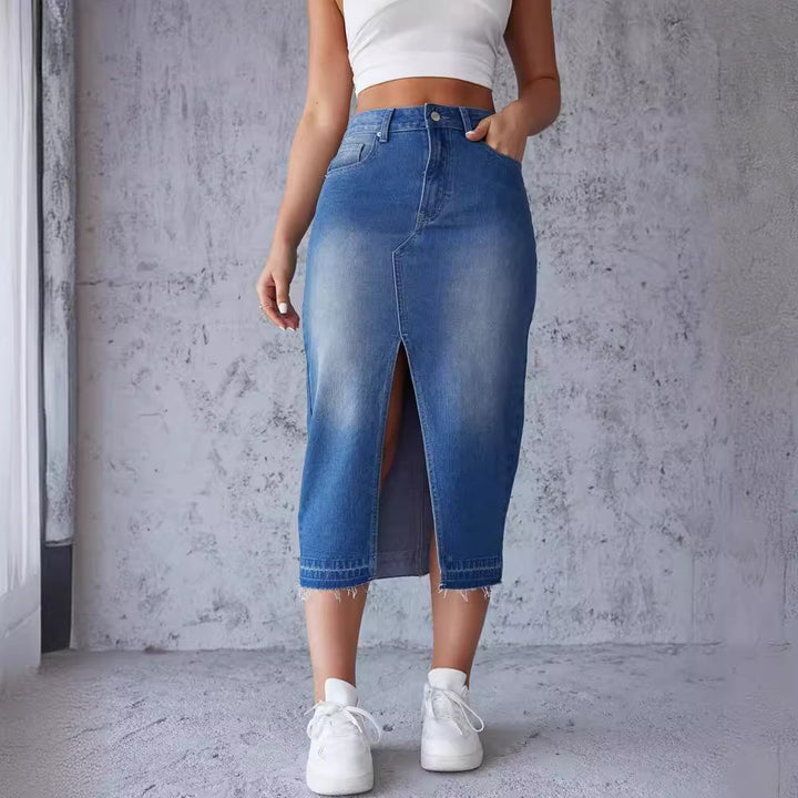 Kvinnes denim midi skjørt med høy splitt og skreddersydd snitt Skjora