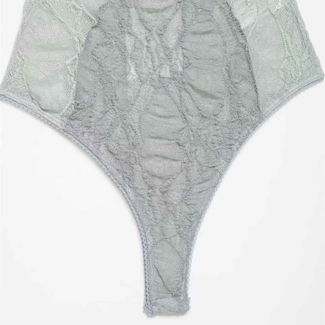Dame spitzebody med forførende design og skjøre stropper Skjora