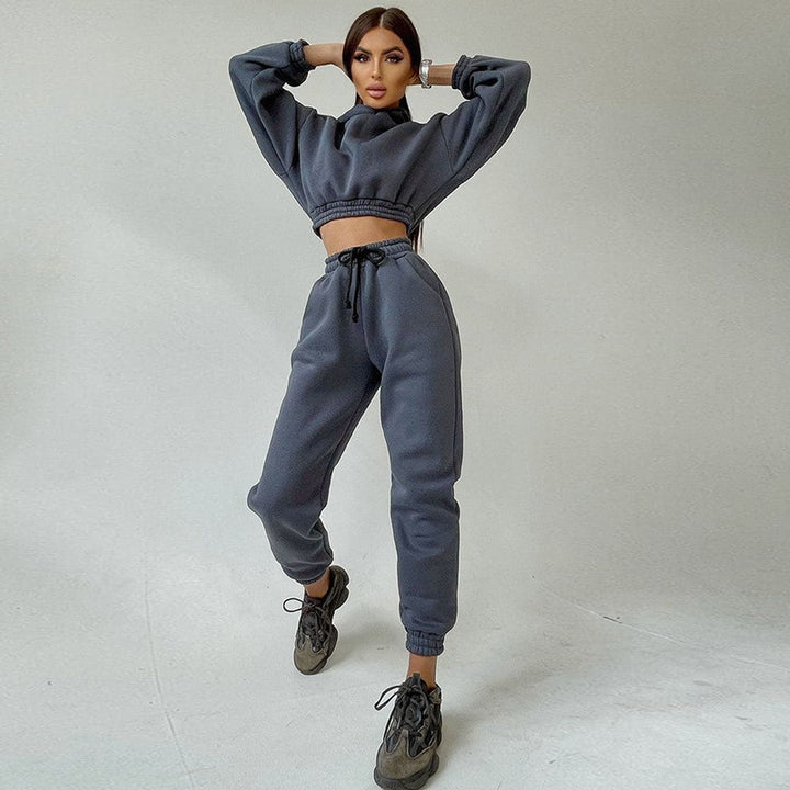 Kvinne sporty cropped treningsdrakt med høy krage og elastisk midje Skjora