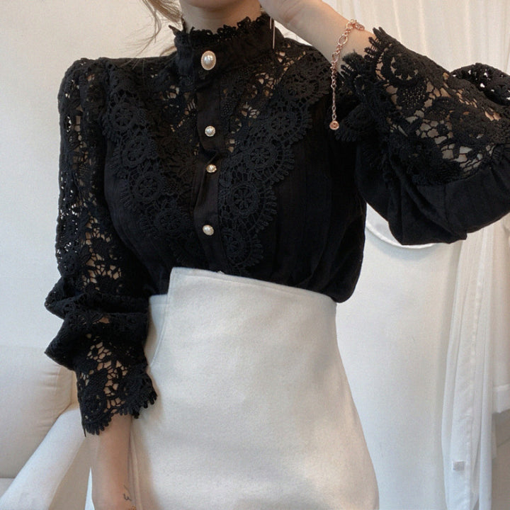 Dame bluse i elegant blonder med høyt krage Skjora