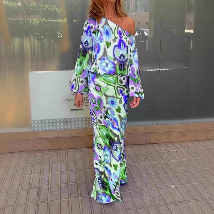 Dame elegant maxi kjole i asymmetrisk snitt med glatte ermer Skjora