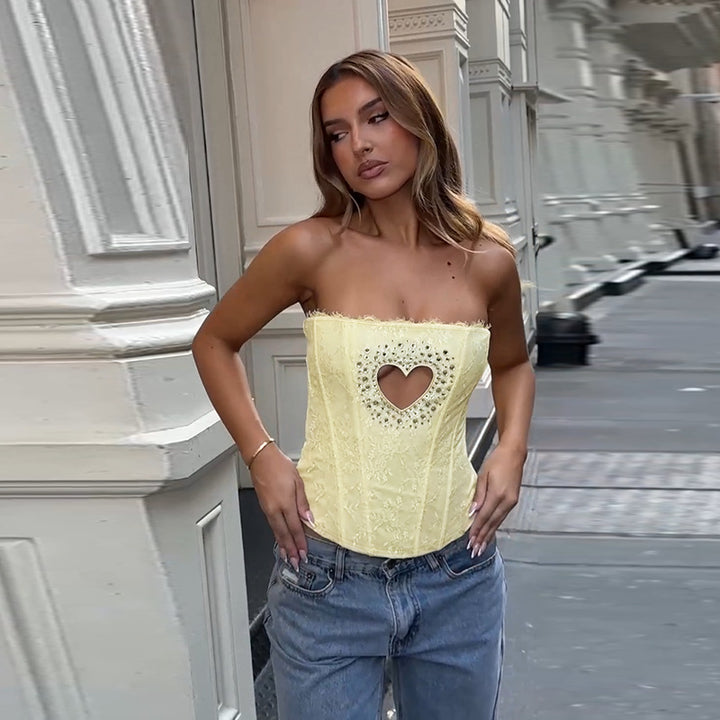 Kvinnes bustier topp med hjerteformet utringning og elegante rhinestone detaljer