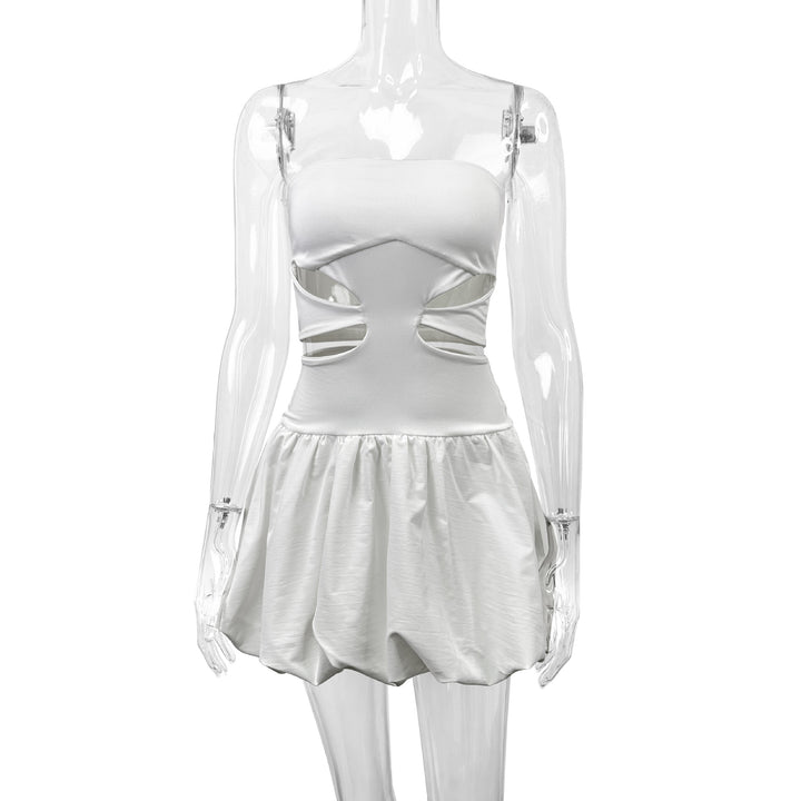 Dame Bandeau Mini Kjole med Cut-Out-detaljer og voluminøs Skjørt Skjora