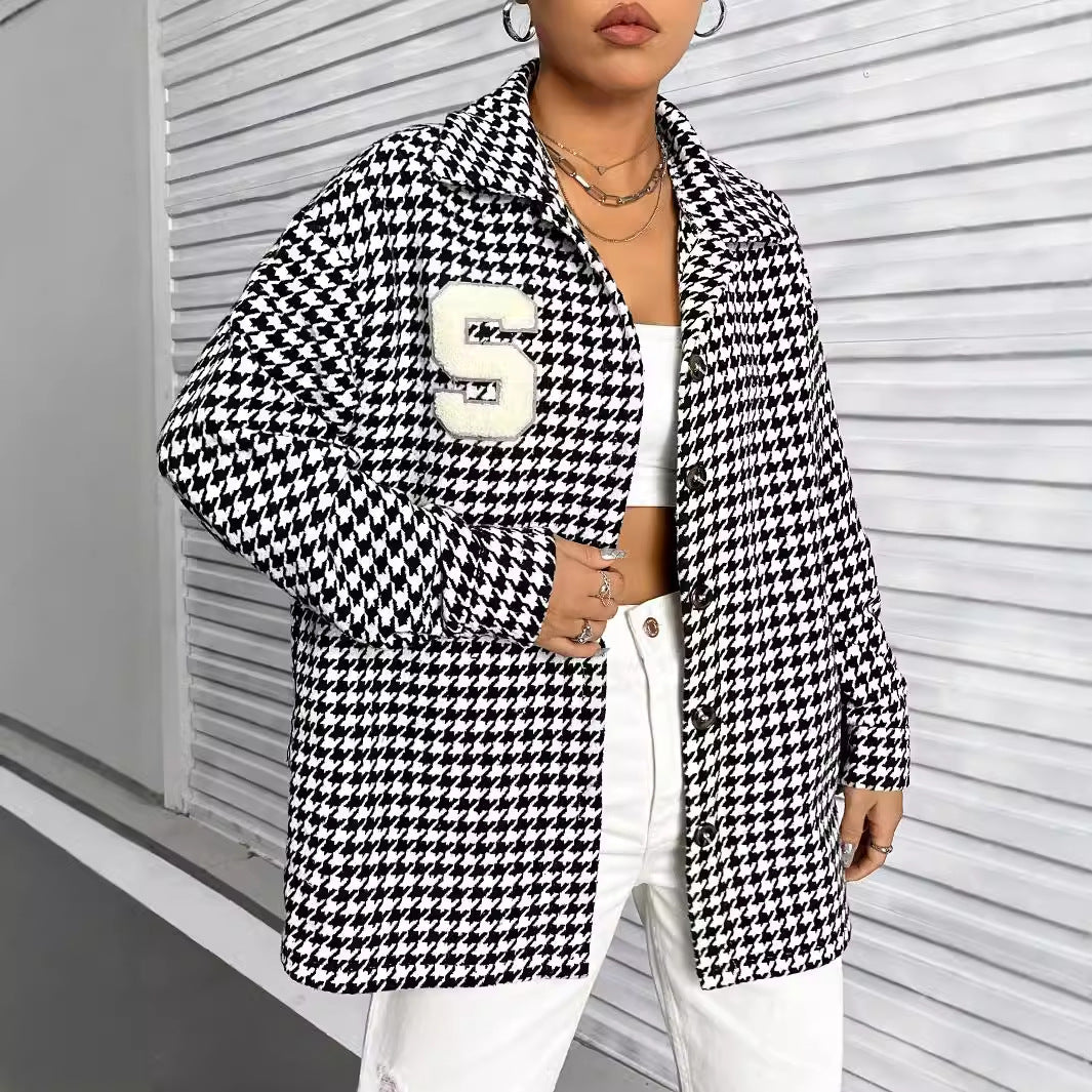 Dame oversized bluse i hundetannmønster med lapp Skjora