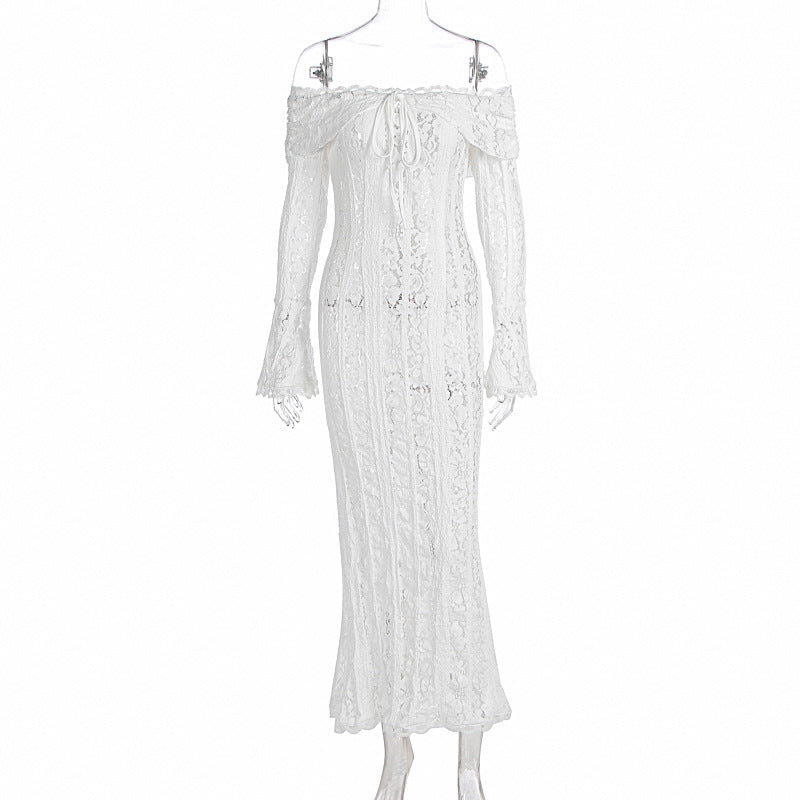 Dame Elegant spisskjole i figurnær passform med off-shoulder design Skjora