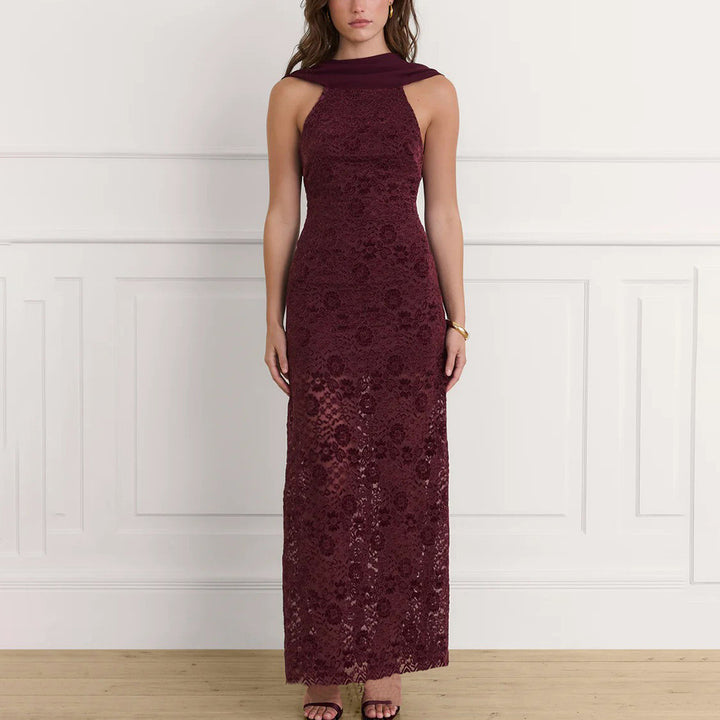 Dame Elegant Maxikjole med raffinerte spisse detaljer og stilig halterneck Skjora