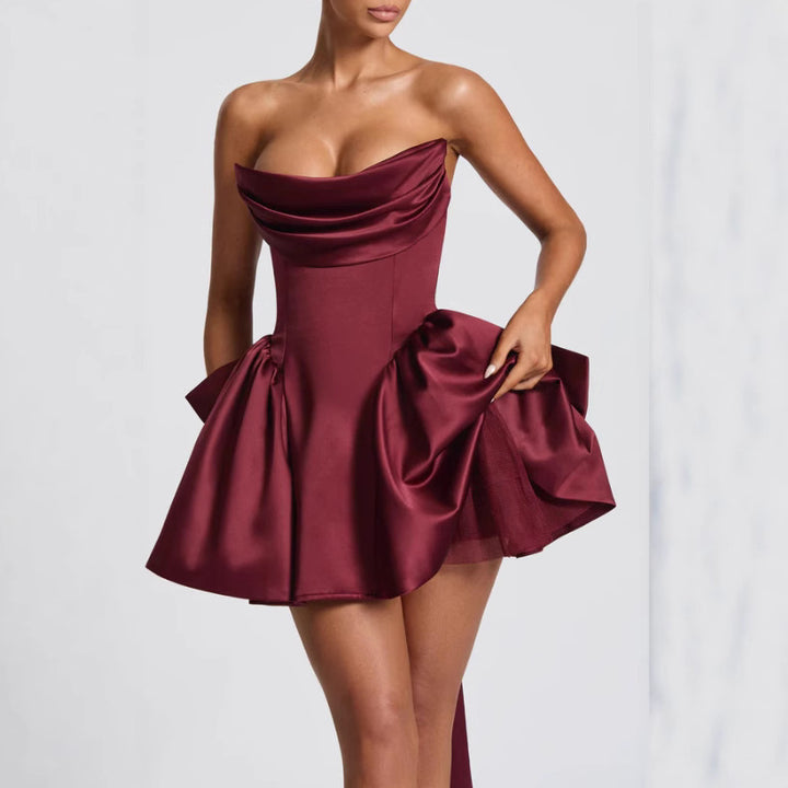Damen Bandeau Cocktailkleid mit fließendem Rock und schwingendem Saum Skjora