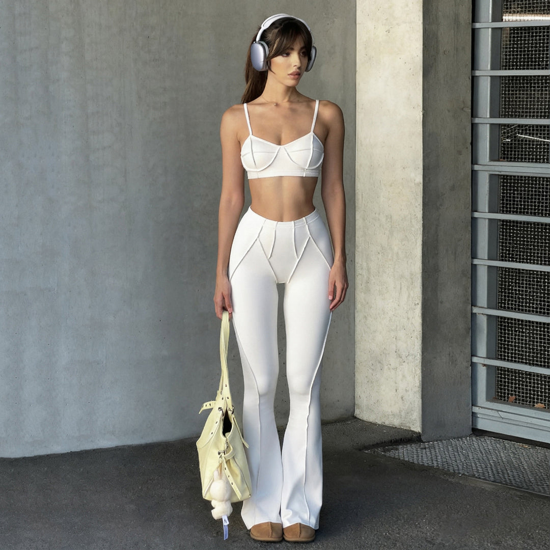 Women's Flared Leggings with High Waist and Seamless Design Skjora