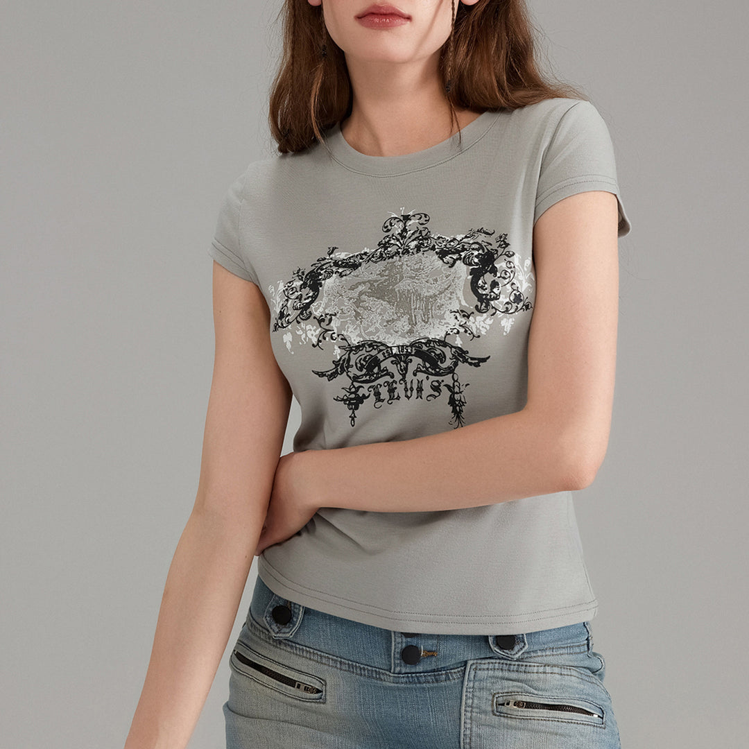 Damer uformell grafikk-crop-top med rund halsutskjæring Skjora