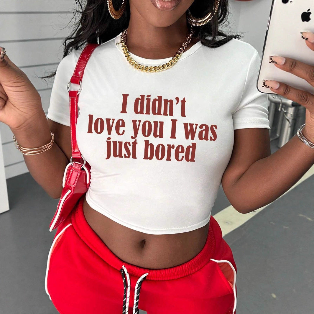 Dame Crop-Shirt med kreativ uttalelse og tettsittende snitt Skjora