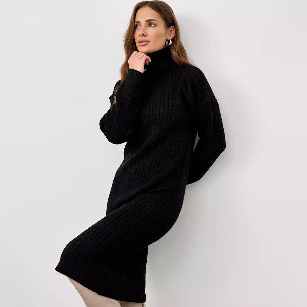 Kvinnens chunky strikket turtleneck-genser med moderne kabelmønster og avslappet passform Skjora