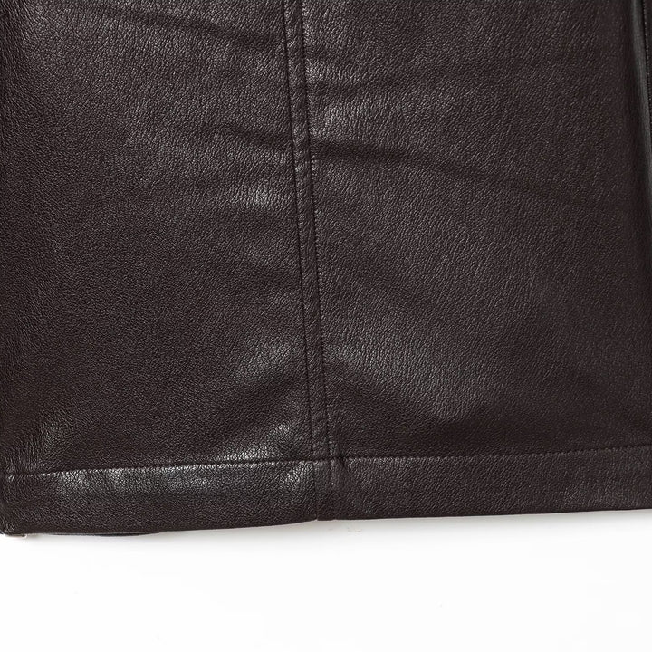 Dame Kunstlærshorts med elastisk midje og stilige detaljer Skjora