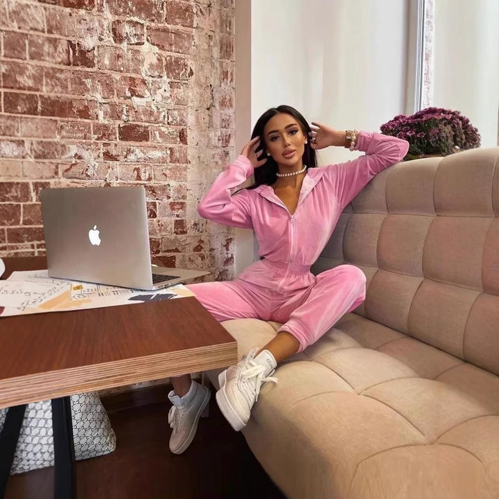 Damer sporty fleece jumpsuit med hette og elastisk midje Skjora