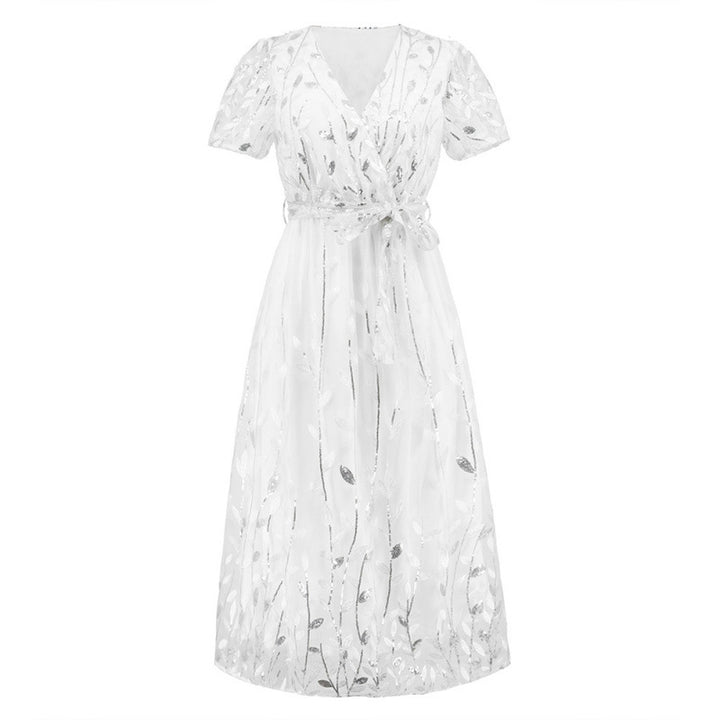 Dame maxikjole med florale broderier og elegant V-hals Skjora