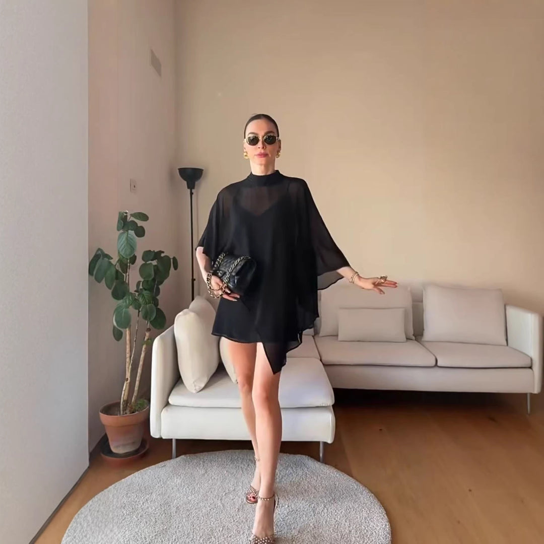 Kvinnelig elegant chiffon tunika med asymmetrisk snitt og flytende design Skjora