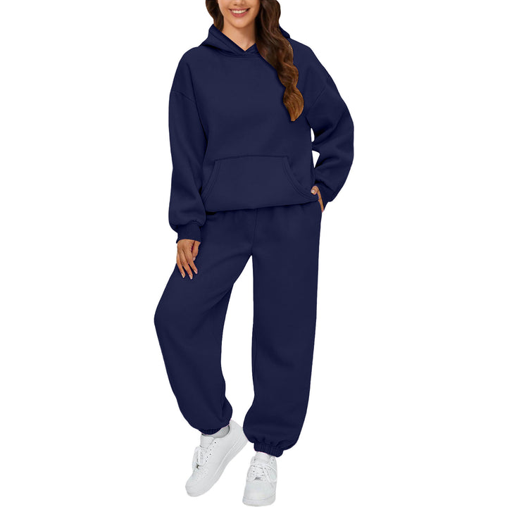 Dame Komfortabel Hettegensere Suit Laget av Mykt Sweatstoff Skjora
