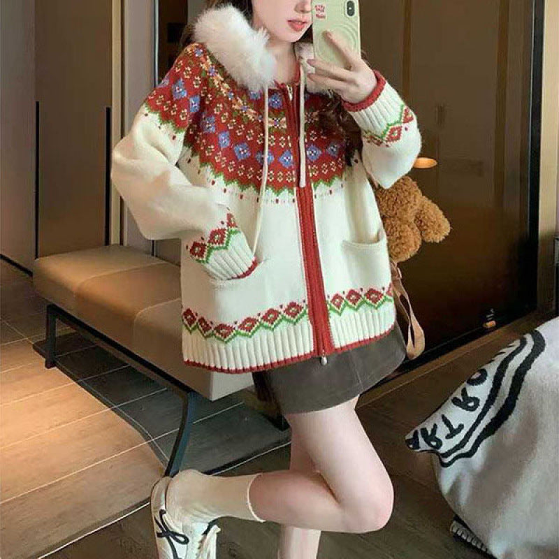 Dame cardigan med trendy norsk mønster og luksuriøs faux fur krage Skjora