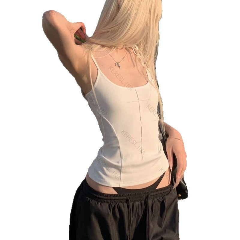 Women's off-the-shoulder top with adjustable straps and close fit Skjora