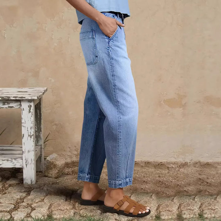 Kvinners løse jeans med stilig avkortet snitt og høy midje
