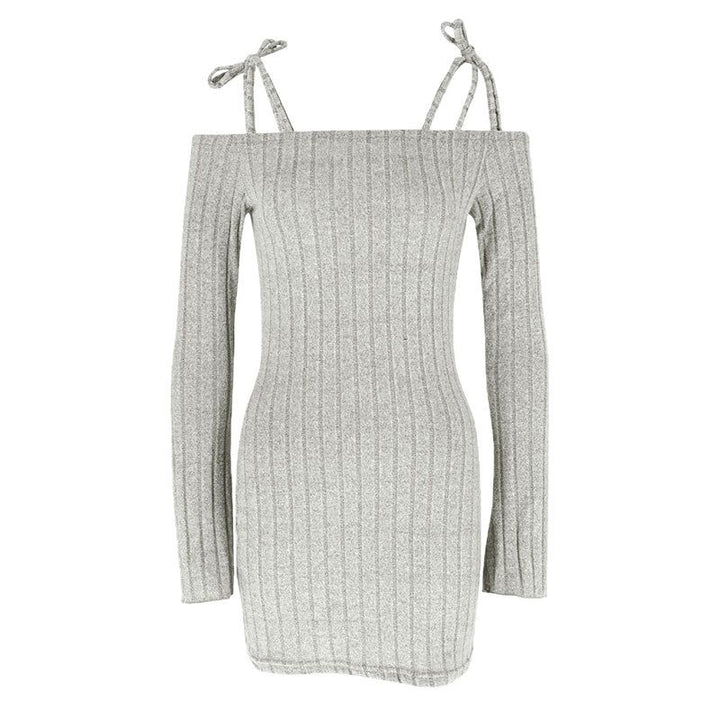 Dame Off-Shoulder Minikjole med volangdetaljer og fin ribbestrikk Skjora