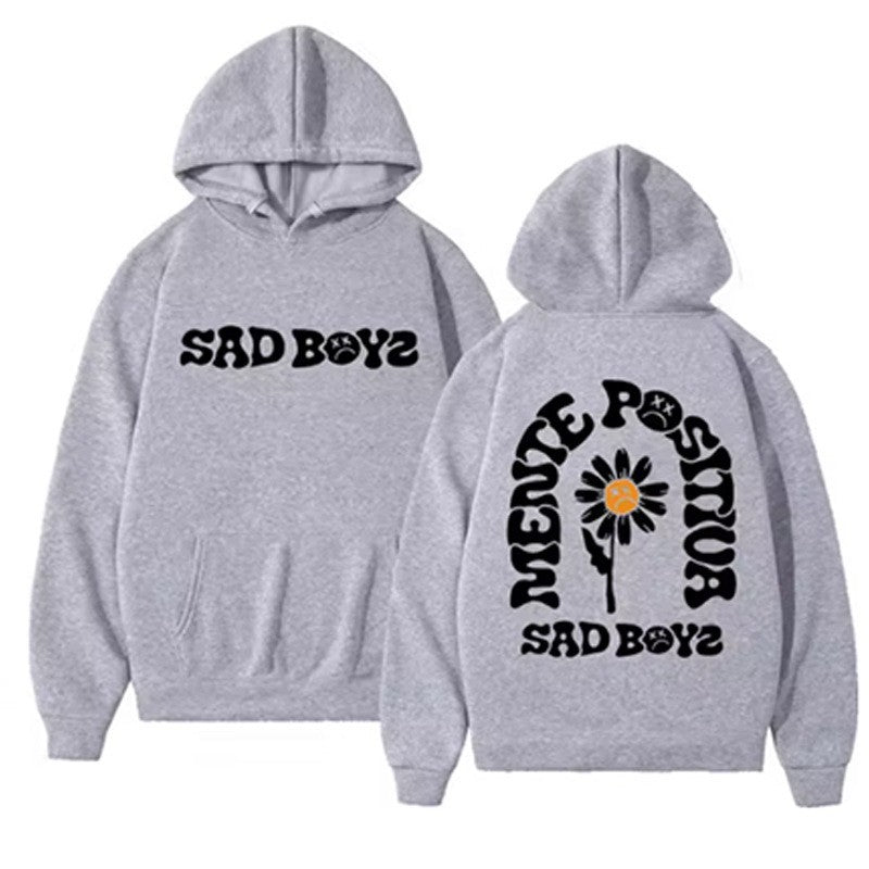 Kvinne hoodie med kreativt grafisk trykk og komfortabel passform Skjora