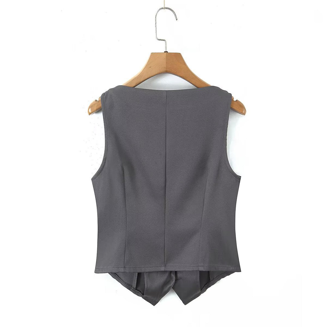 Dame-set med figursydd vest og kort skjørt med elegante knappdetaljer Skjora