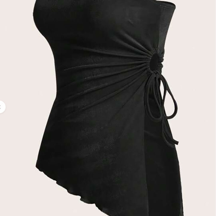 Dame Bandeau-top med moderne omslagdesign og justerbare stropper Skjora