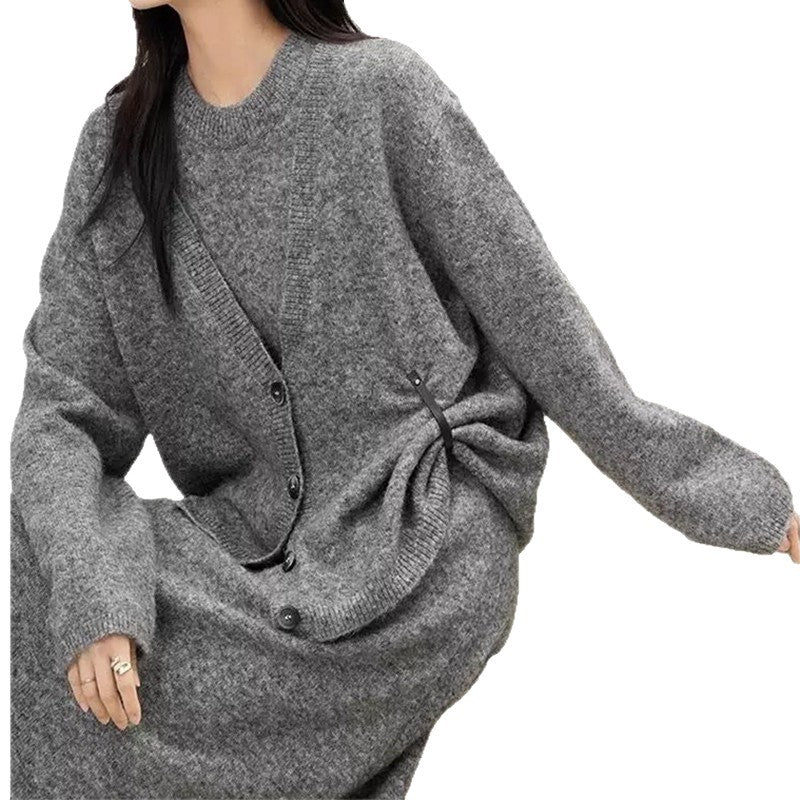 Dame cardigan med dyp V-hals og mykt materiale Skjora