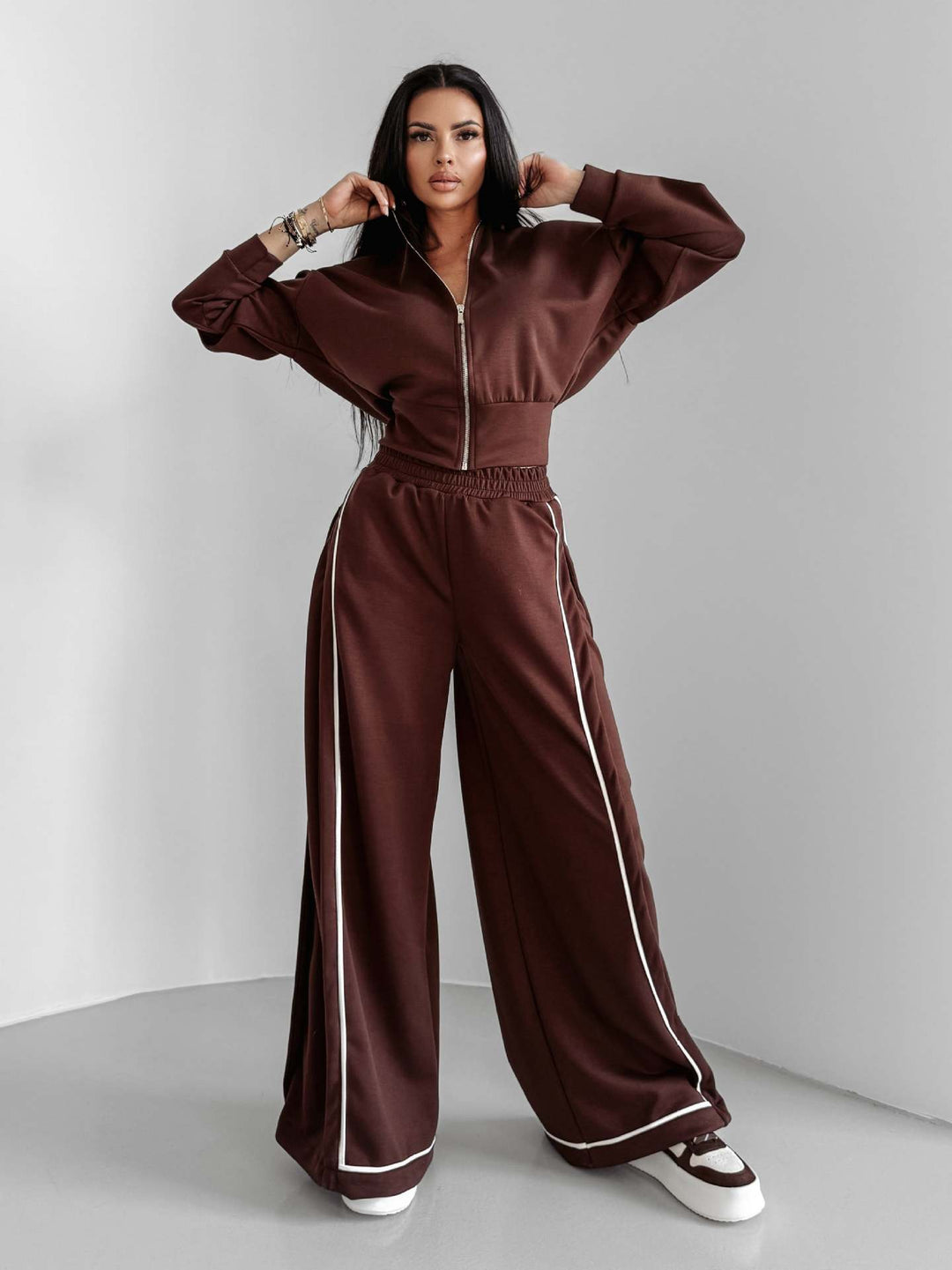 Dame casual tracksuit med løs passform og praktiske lommer