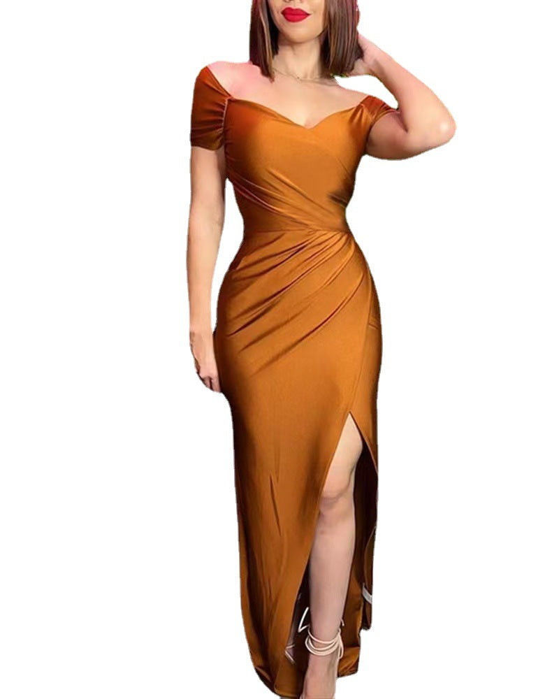 Damer elegant maxi kjole med asymmetrisk kutt og skimrende effekt Skjora