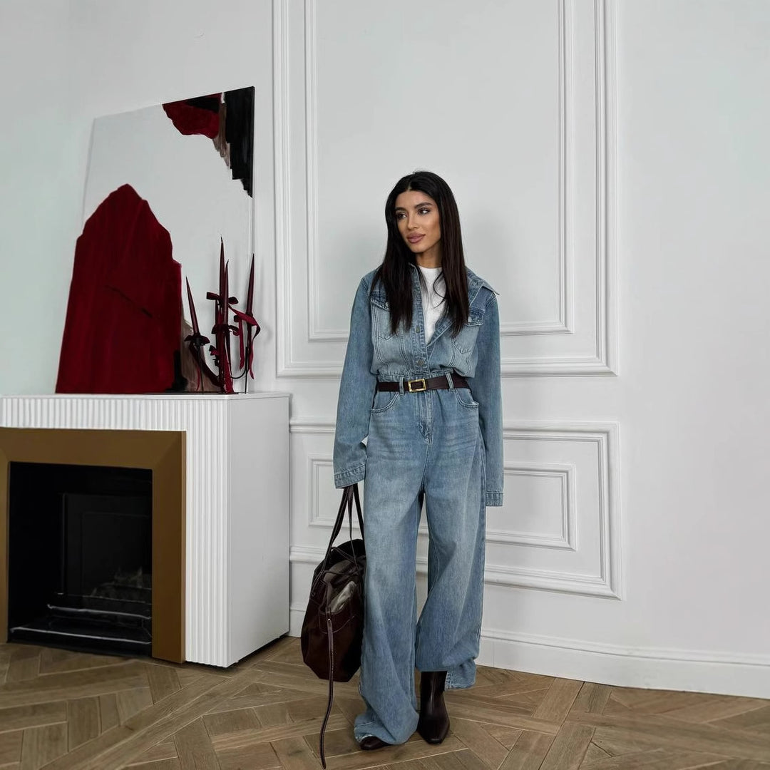 Kvinne denim jumpsuit med justerbart belte og vide ben Skjora