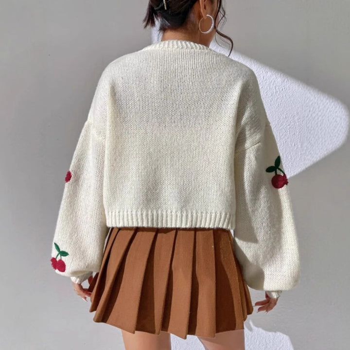 Kvinnens cardigan med blomsterkløver mønster Skjora