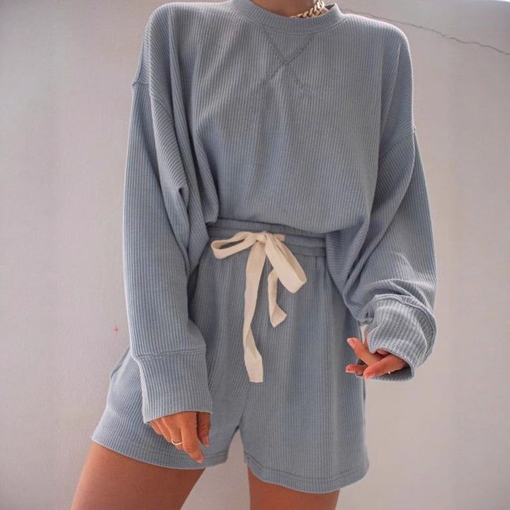 Kvinne Casual Oversized Sweatshirt og Shorts Sett Skjora
