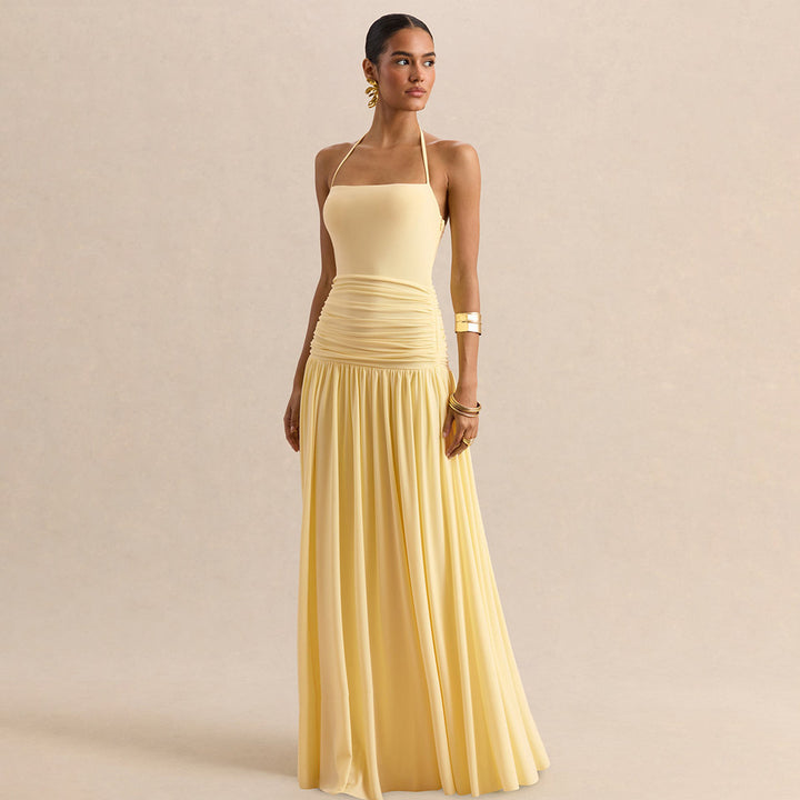 Dame maxikjole med rynker og off-shoulder design Skjora