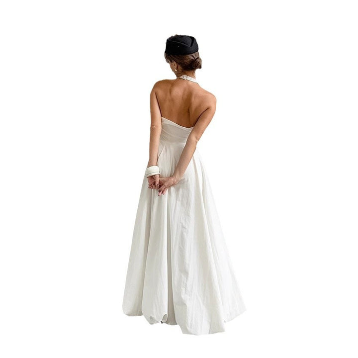 Dame strapless mai-kjole med elegant høy splitt og flytende skjørt Skjora
