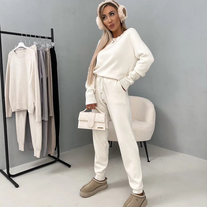 Damek Casual Fleece Treningsdrakt med Praktiske Lommer og Elastisk Midjebånd Skjora