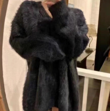 Damer Fluffy V-hals genser laget av Mohair Skjora