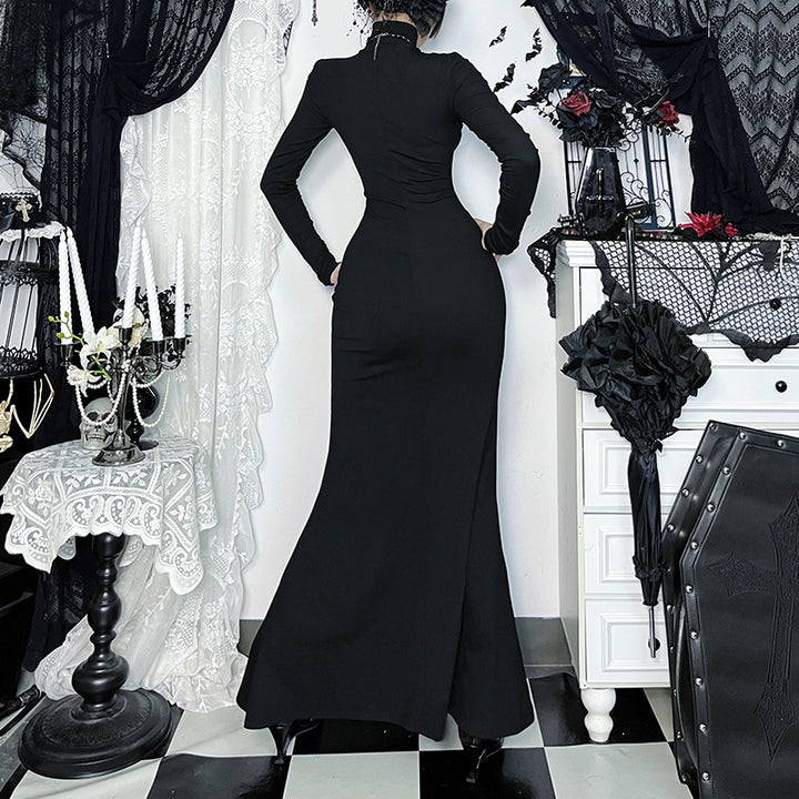 Kvinne Elegant Lang Kveldsdrakt i Viktoriansk Stil med Blonde Detaljer