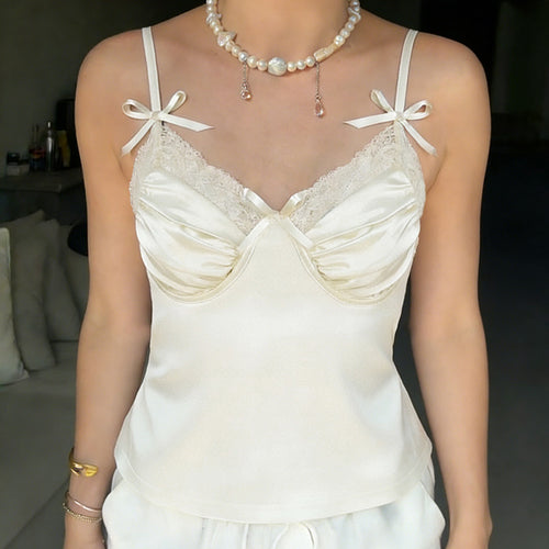 Dame Satin-Camisole med blonder og leken sløyfer Skjora