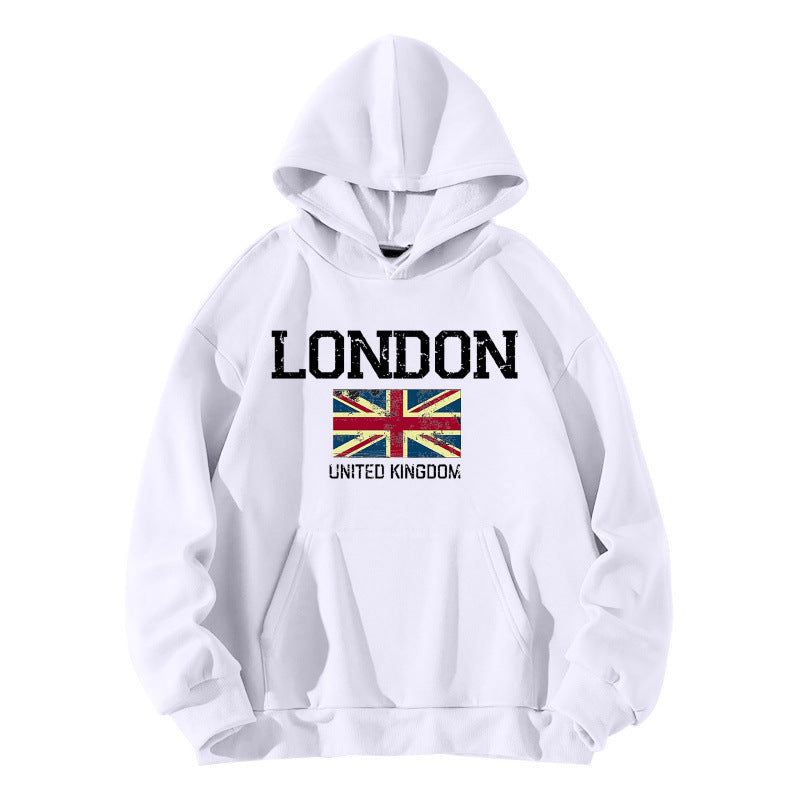 Damehoodie for kvinner i urban London stil med kengurulomme og komfortabel passform Skjora