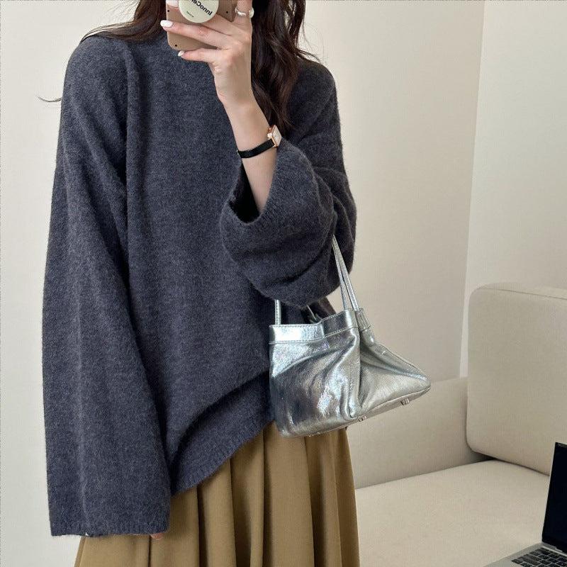 Dame oversized strikkegenser med vid snitt og fint materiale Skjora