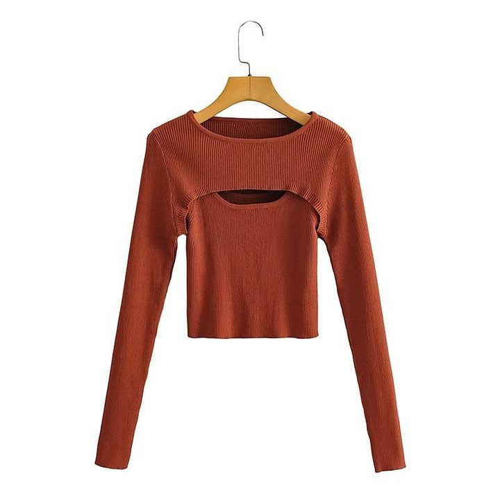 Kvinnens langermet crop top med sofistikert utskjæringsdesign Skjora