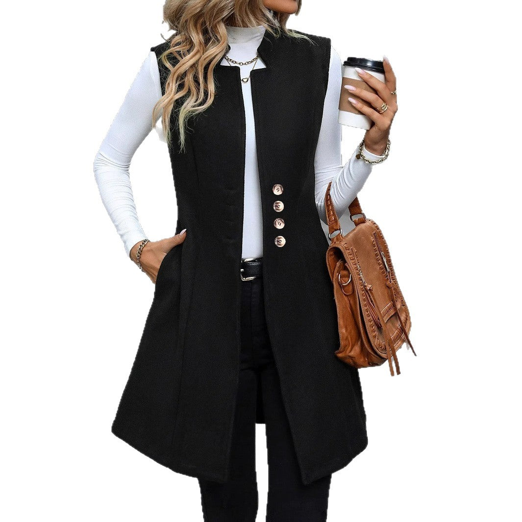 Kvinnens elegante vest med knappdetaljer Skjora